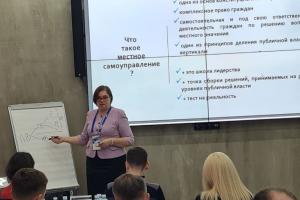 Развитие местного самоуправления обсудили с лидерами Ярославской области